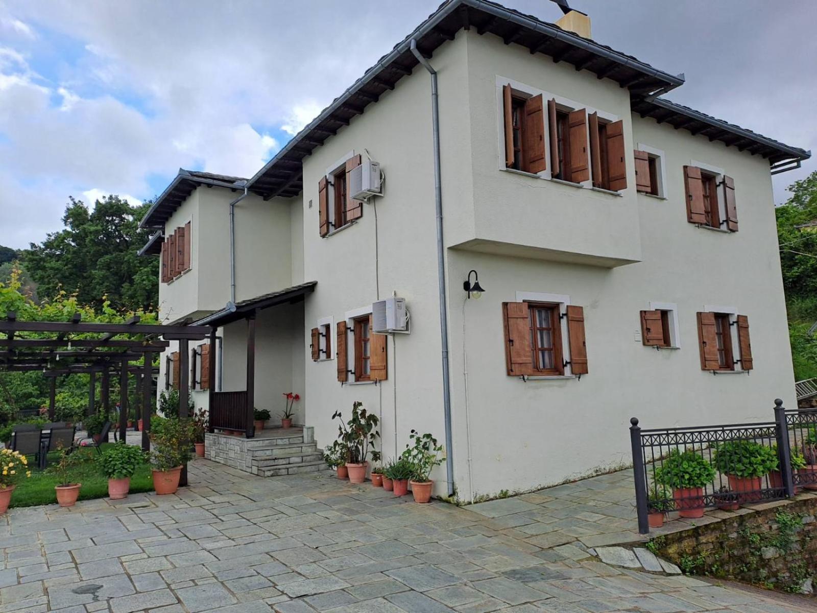 Olga Studios Цагарада Экстерьер фото